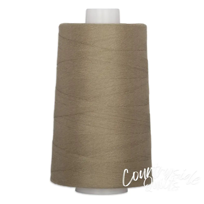 QuiltMaker #821 - Trobear Cone Thread 15-2-821