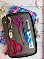 Famore's Floral Pattern Sewing Kit