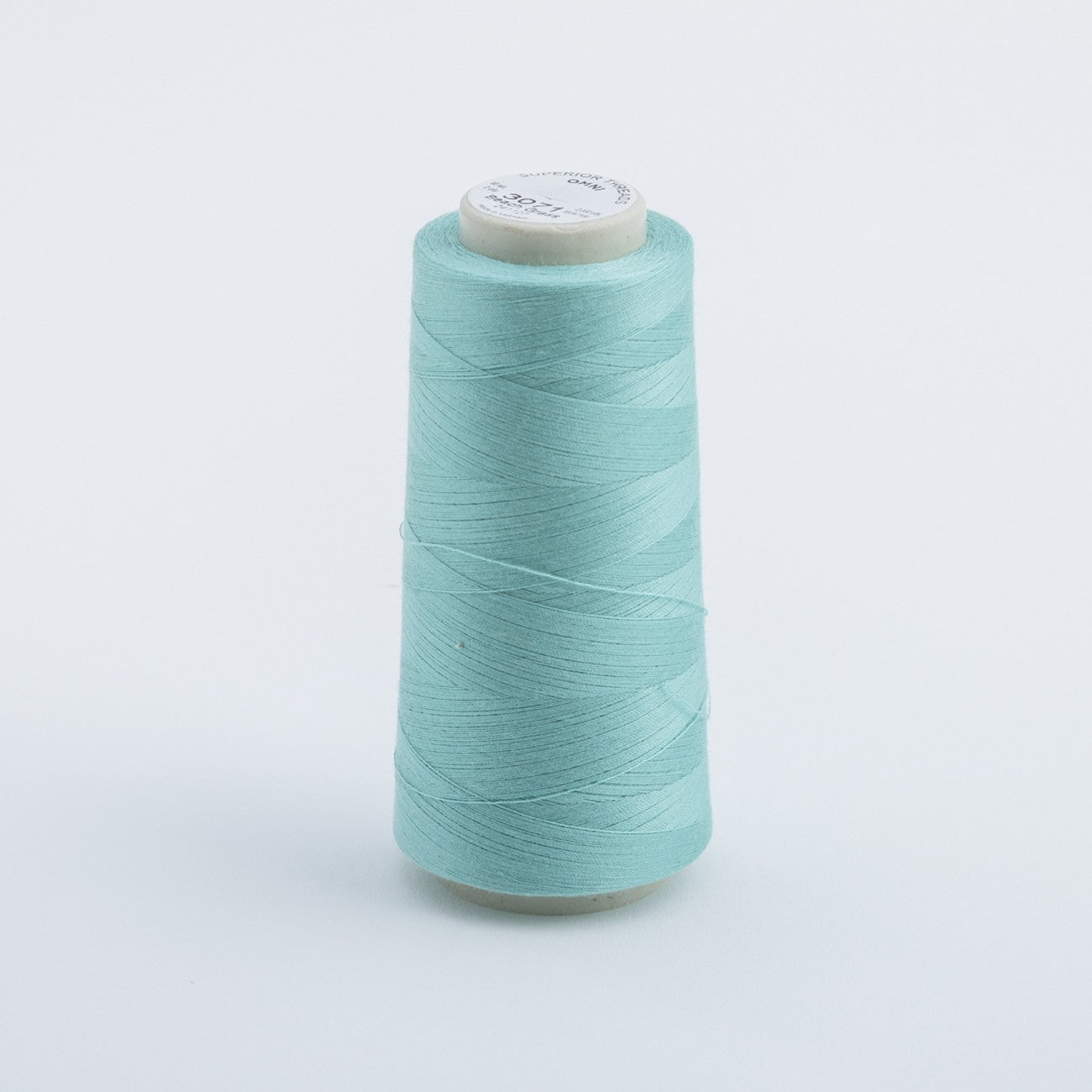 Omni Polyester Thread 40wt 2000yd Beach Grass