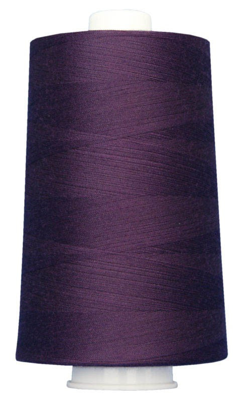 Omni Polyester Thread 40wt 6000yd Plush Purple