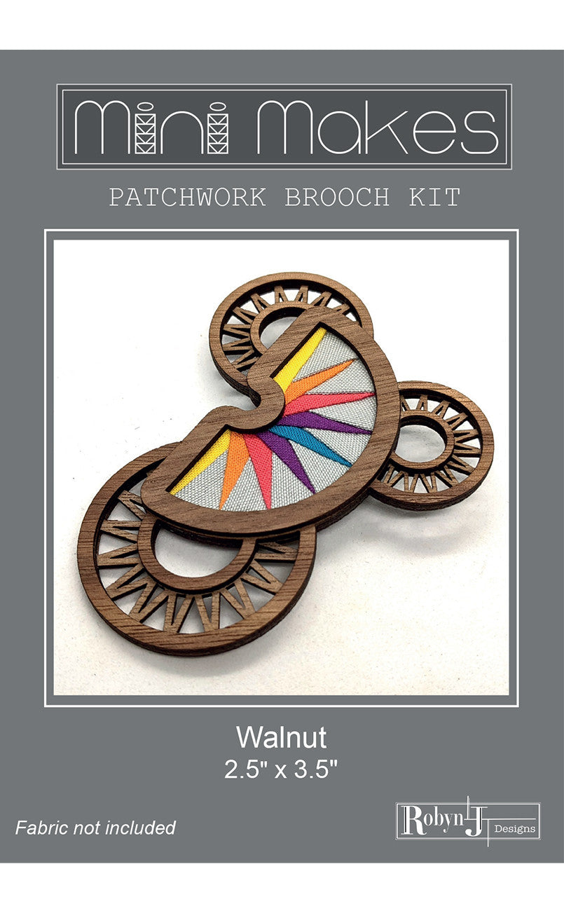 Mini Makes Brooch Moon Walnut