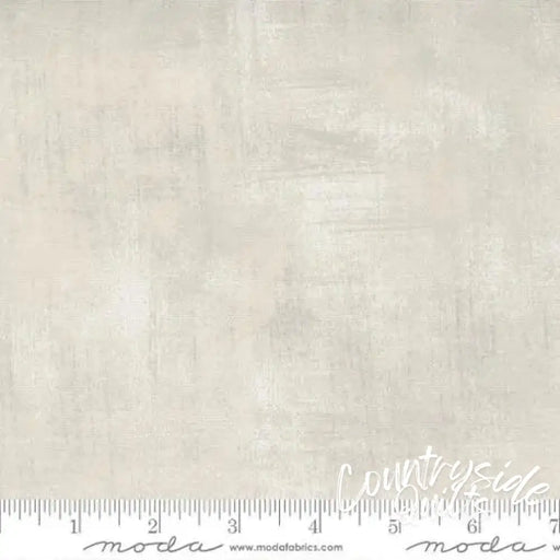561 Natural White Pearl Moda Grunge - Fat Quarter
