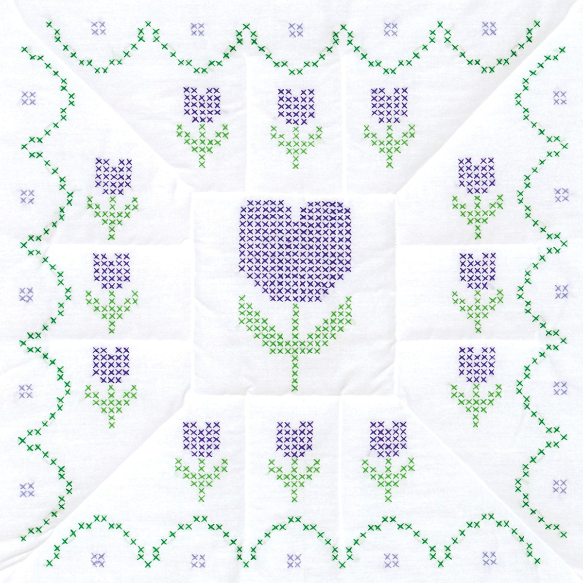 Cross-Stitch Tulips 18in Quilt Squares