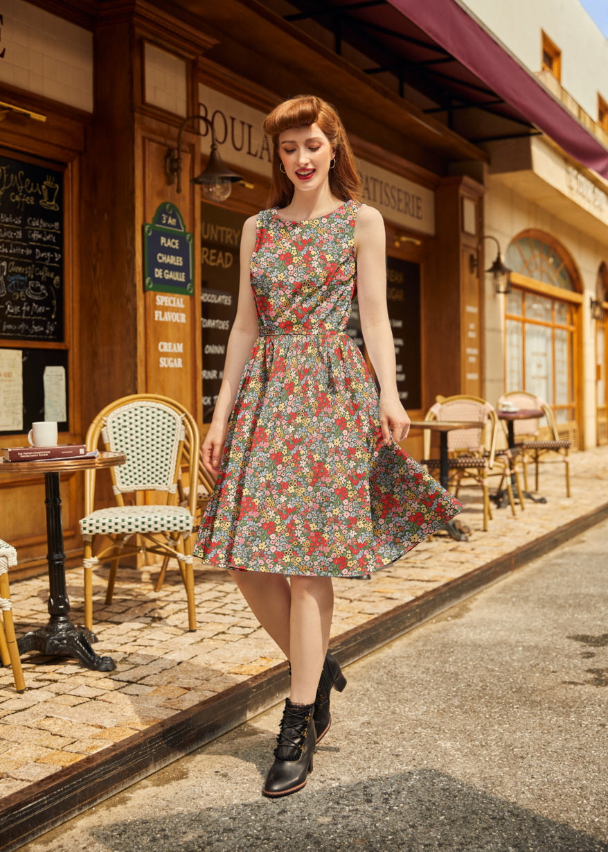 Colorful Floral Vintage Dress - 4X only, 1 left!