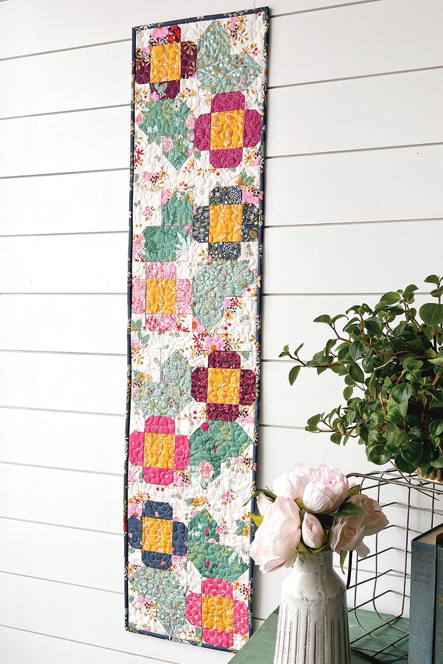 Flower Circle Table Topper
