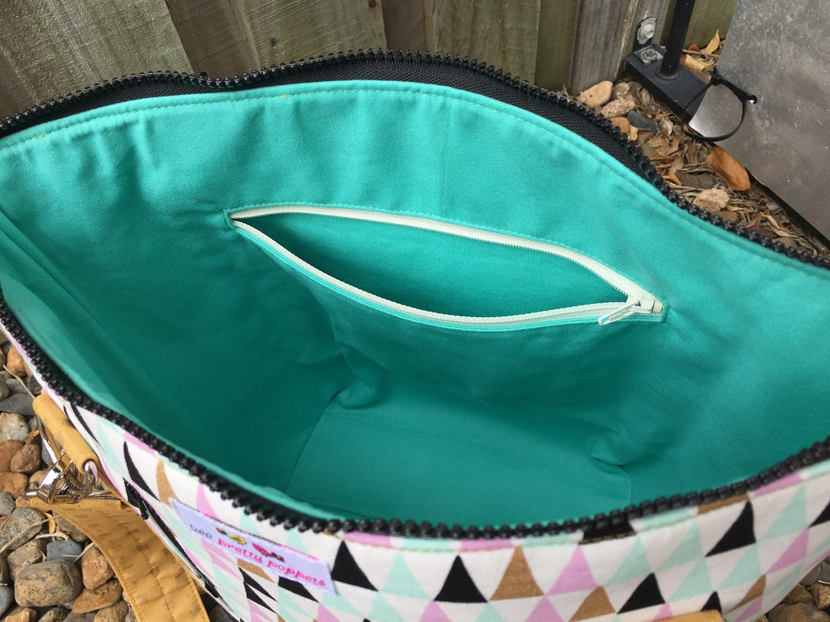 Classic Carry All Handbag And Tote