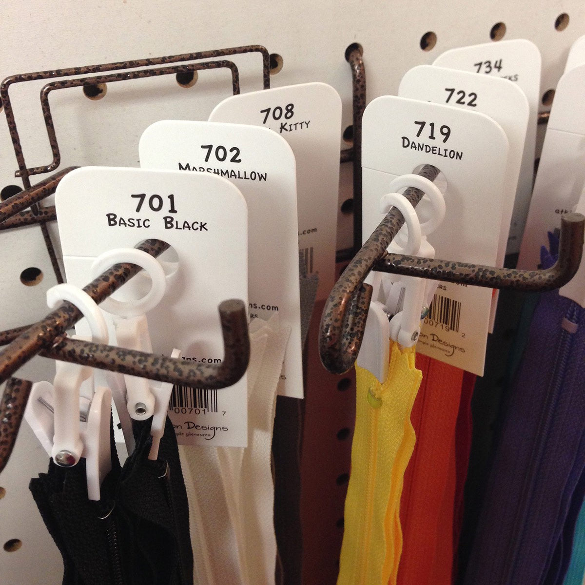 Assortments, Display Racks & Cabinets