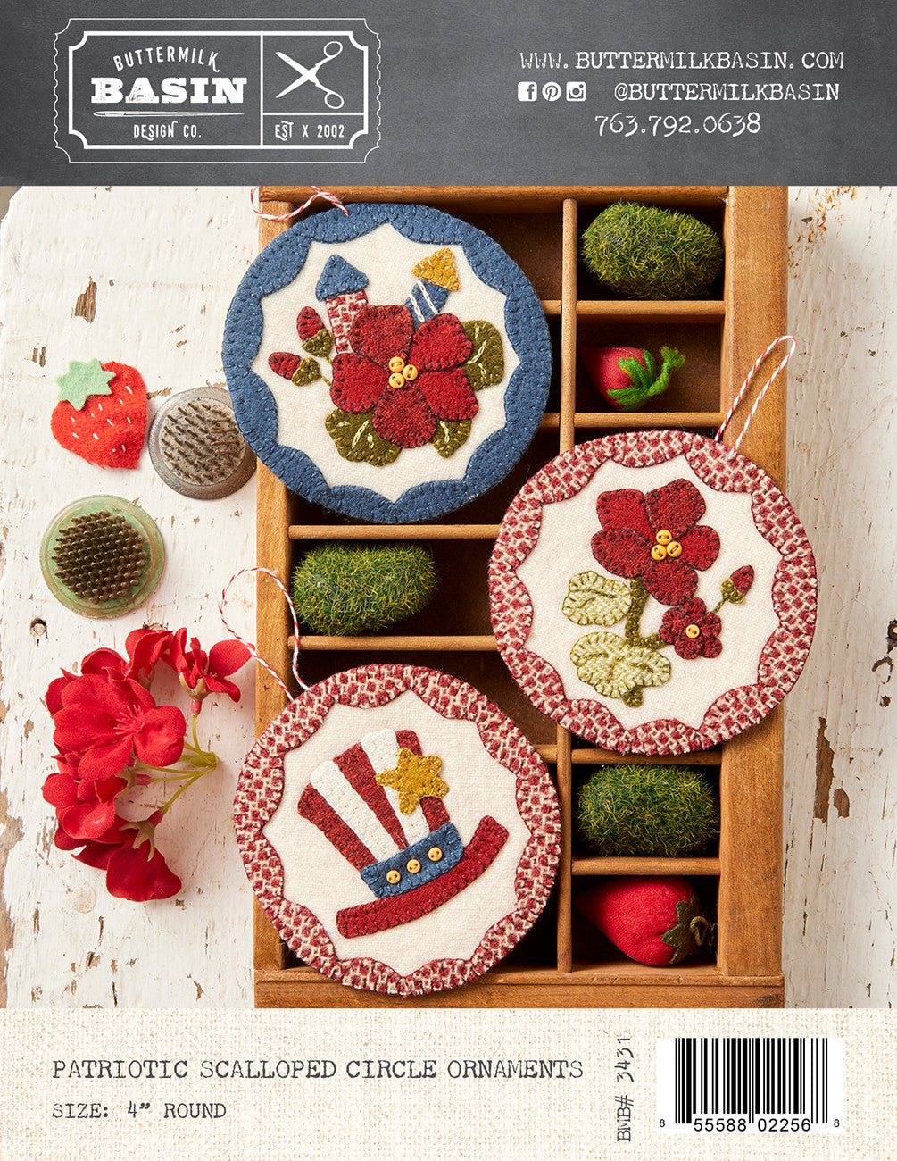 Patriotic Scalloped Circle Ornaments