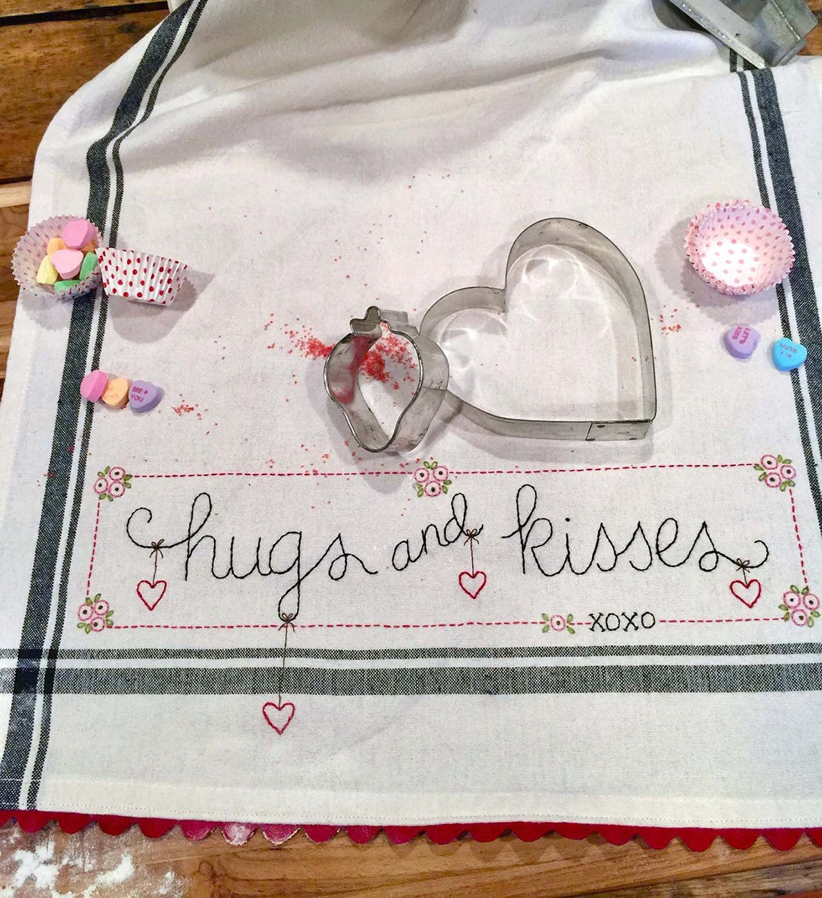 Hugs and Kisses Dishtowel Kit