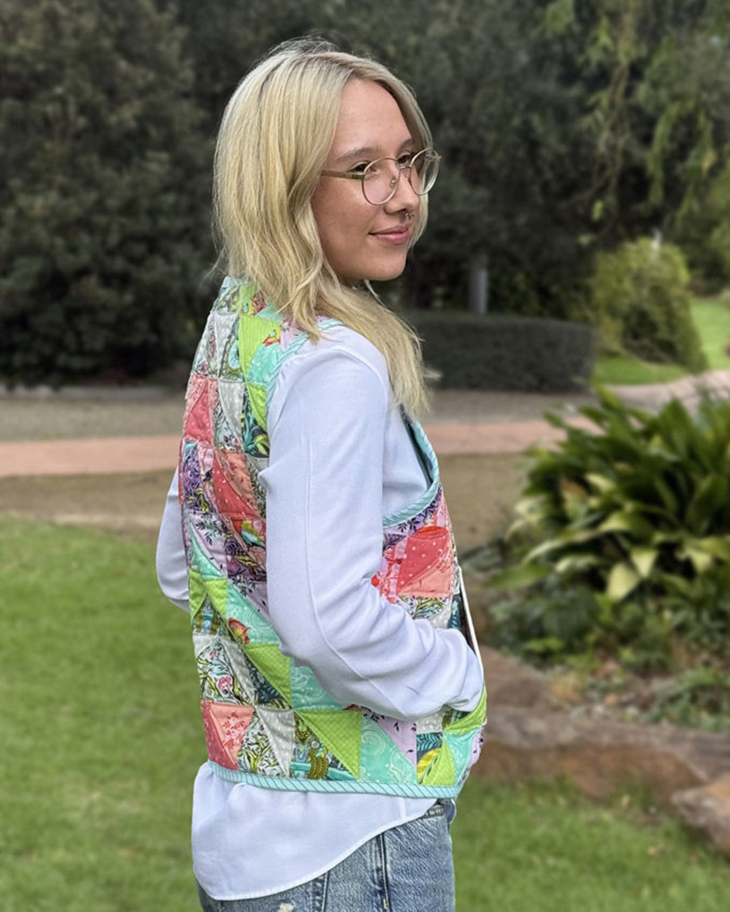 Britney Vest Linen Cover Version