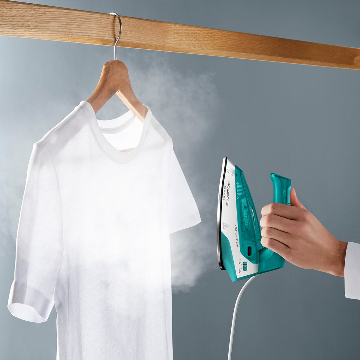 Steam Iron First Class