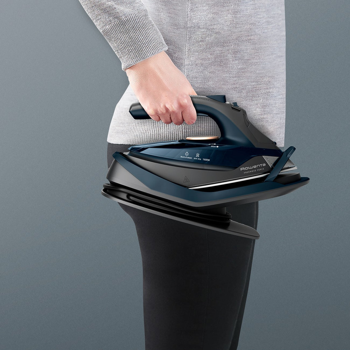 Freemove Cordless Steam Iron
