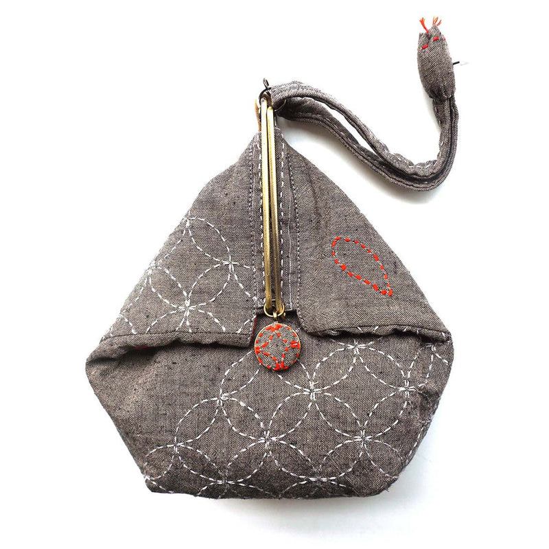 Sashiko Slide Clasp Pouch Half Kit Brown