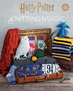 Harry Potter: Knitting Magic The Official Harry Potter Knitting Pattern Book