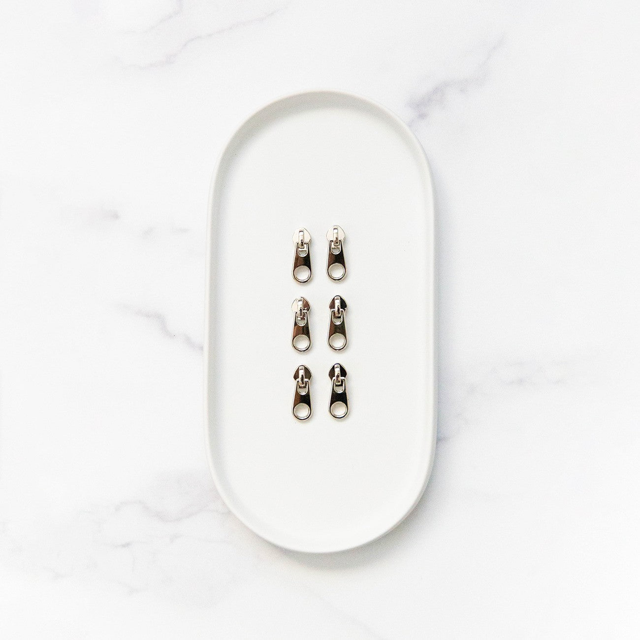 Knot and Thread Nickel Zipper Pulls 6ct