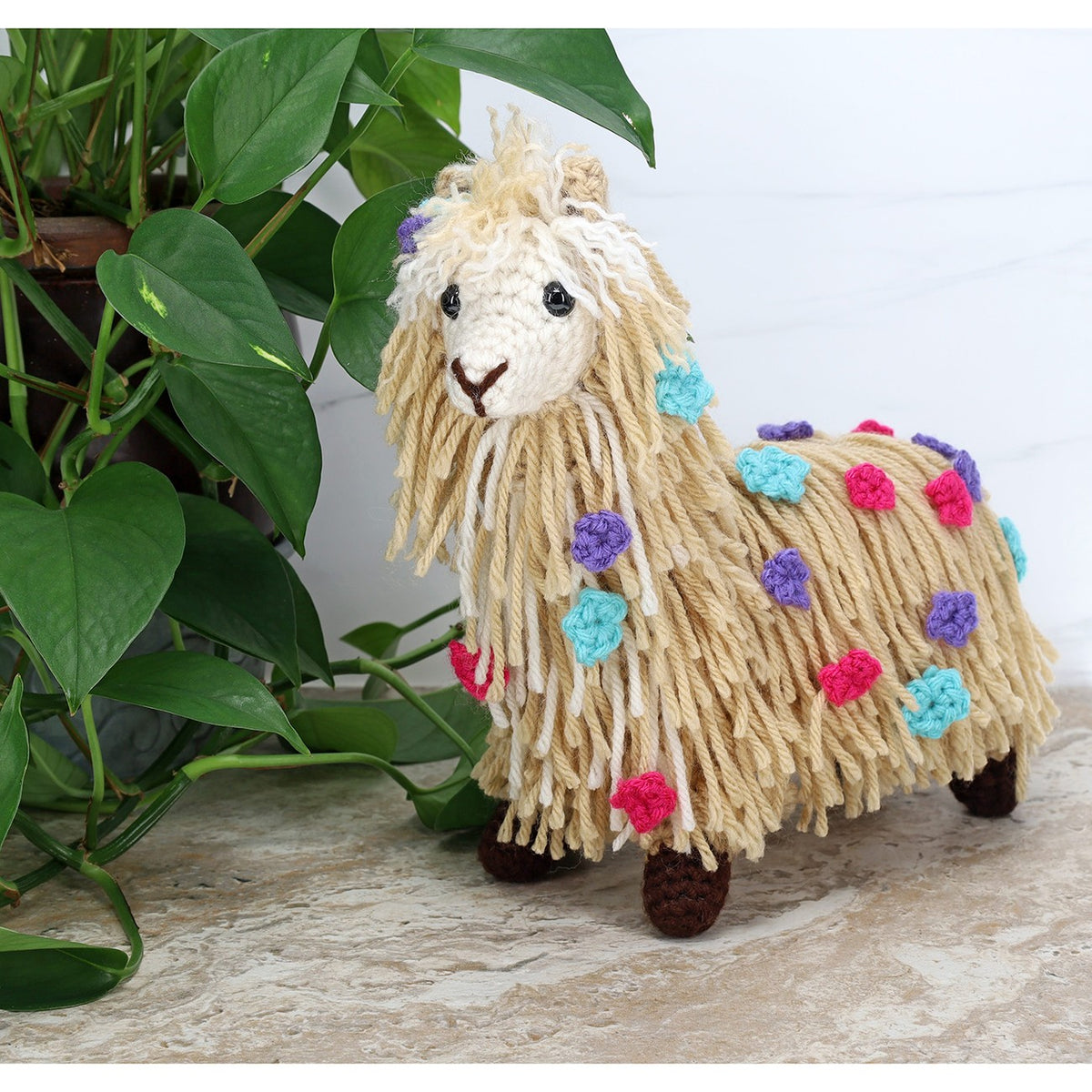 Leisure Arts Amigurumi Kit Alpaca