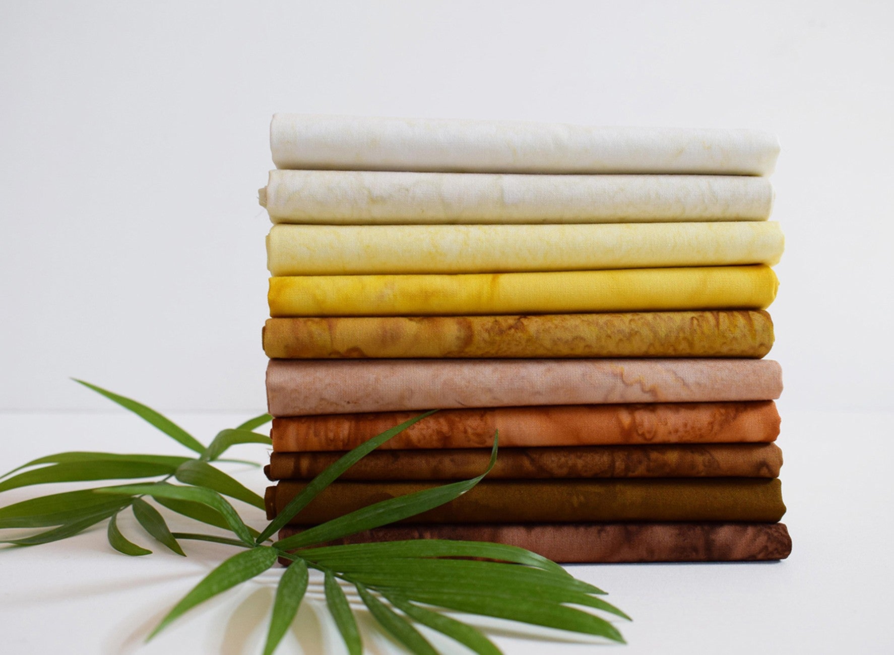 Fat Quarter Lava Tonal Golden Brown 10pcs/bundle