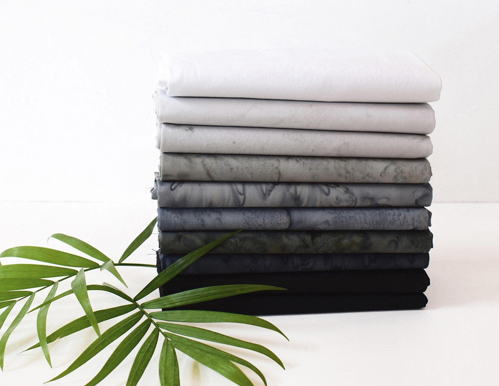 Fat Quarter Lava Tonal Nightfall 10pcs/bundle