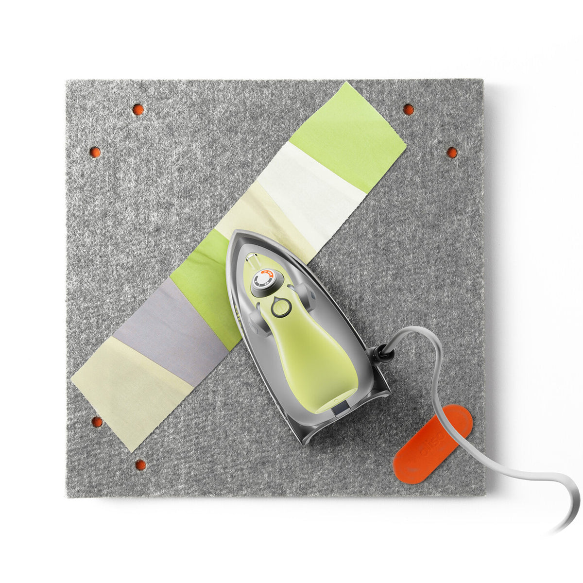 Oliso Project Iron With Trivet Pistachio