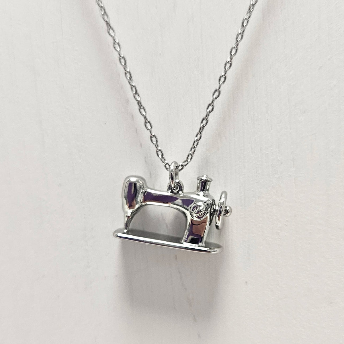 Mini Sewing Machine Necklace Silver