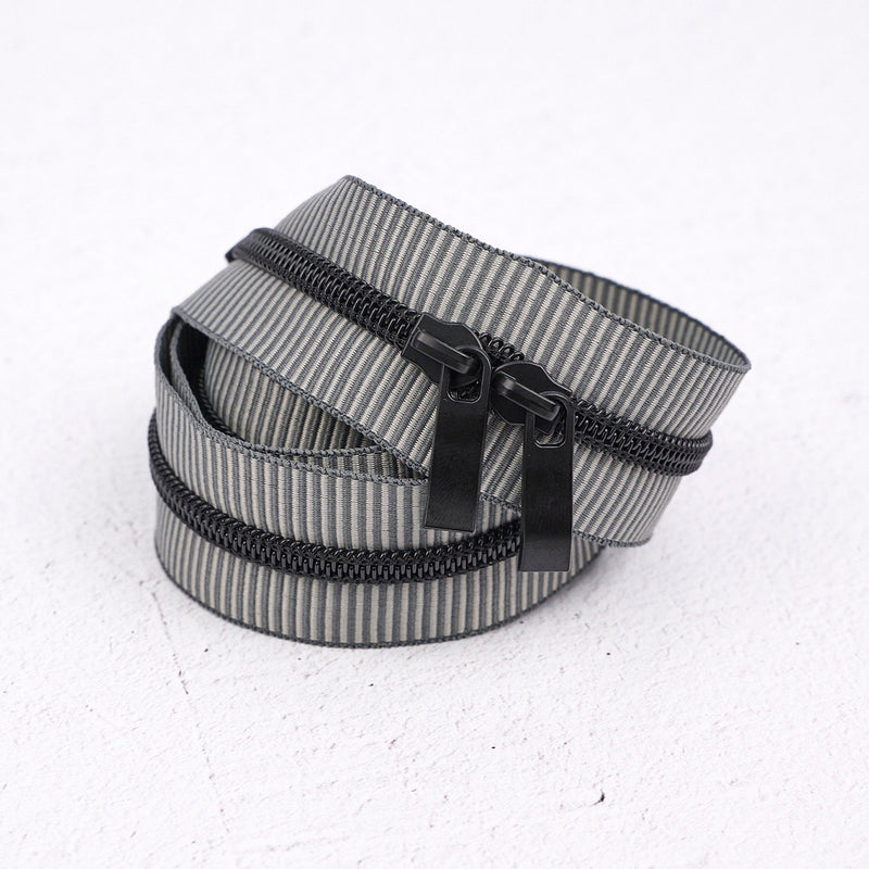 30in Handbag Zipper Smoke