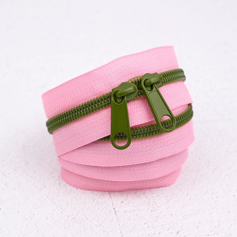 30in Handbag Zipper Olive Blossom