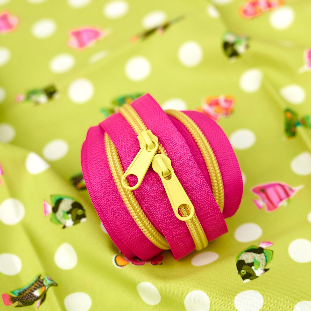 30in Handbag Zipper Razzle Lime