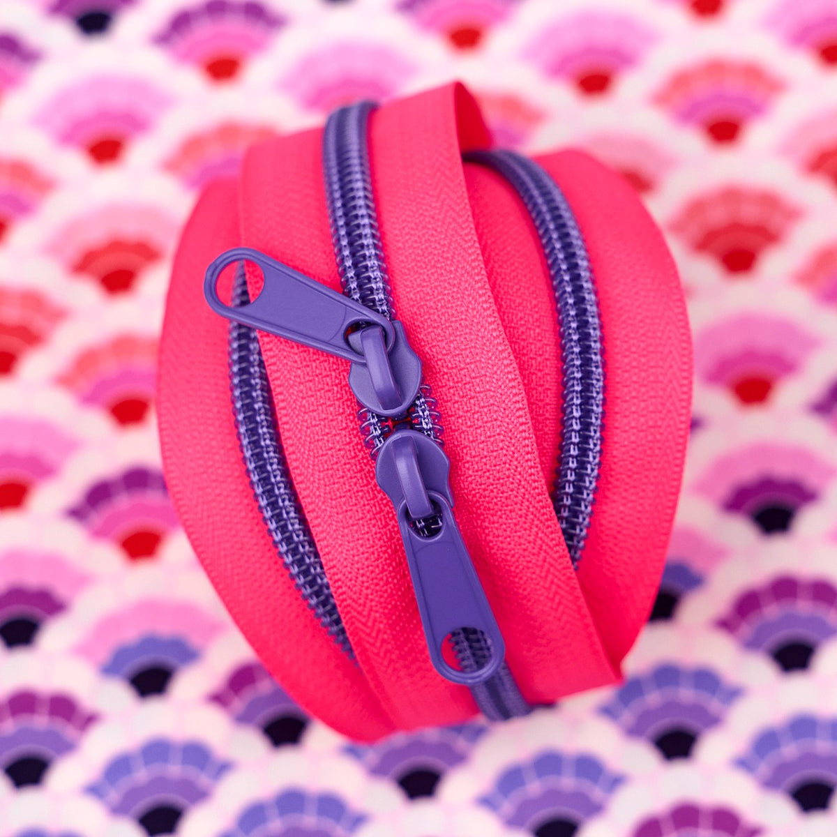 30in Handbag Zipper Raspberry Rave
