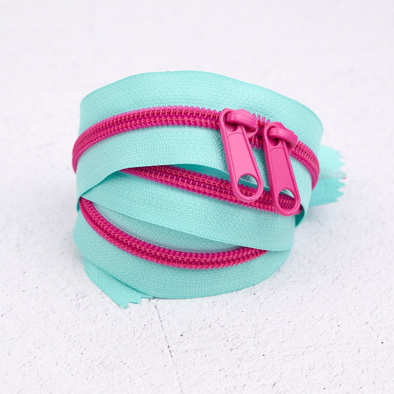 30in Handbag Zipper Poolside