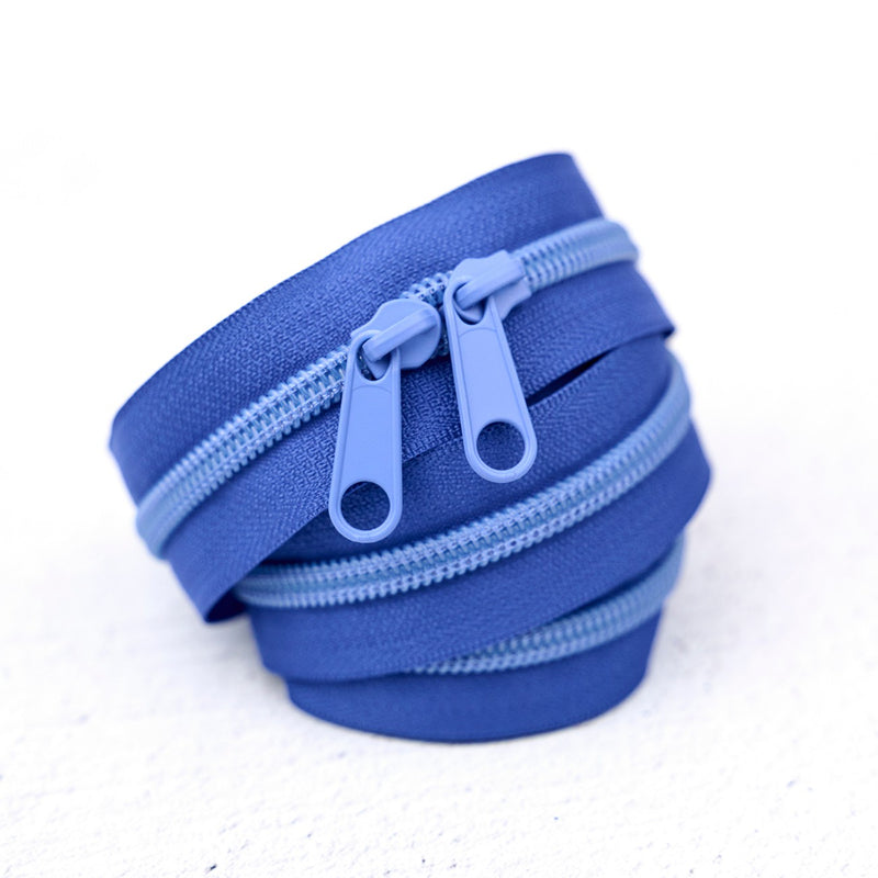 30in Handbag Zipper Blue Bolt