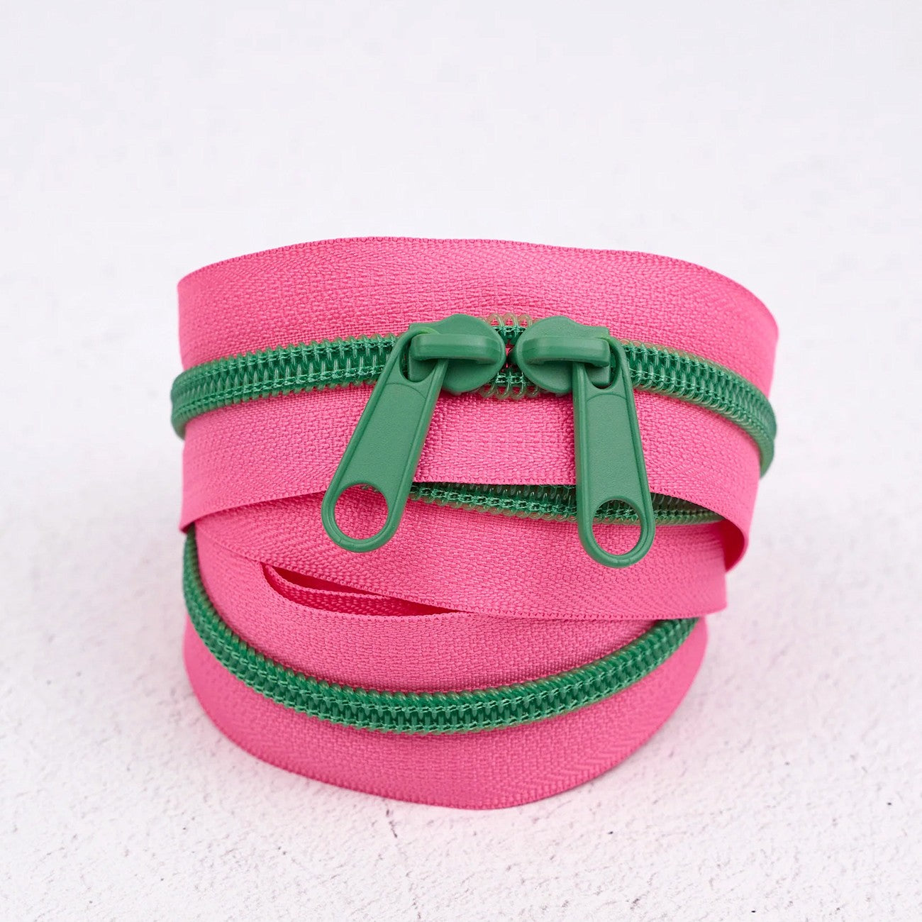 4 Yard Handbag Zipper Dragonfruit