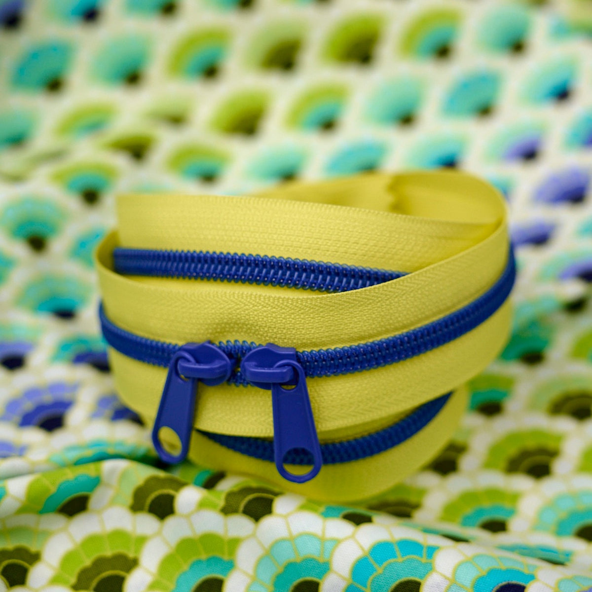 4 Yard Handbag Zipper Electric Lime