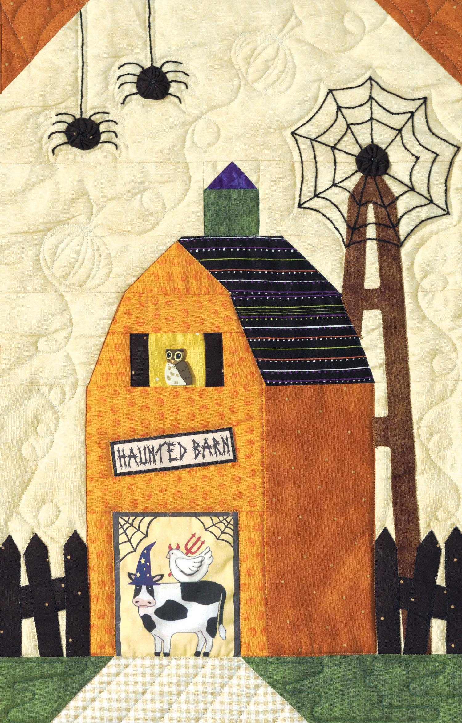Sew Spooky Block of the Month Block 2 Haunted Barn