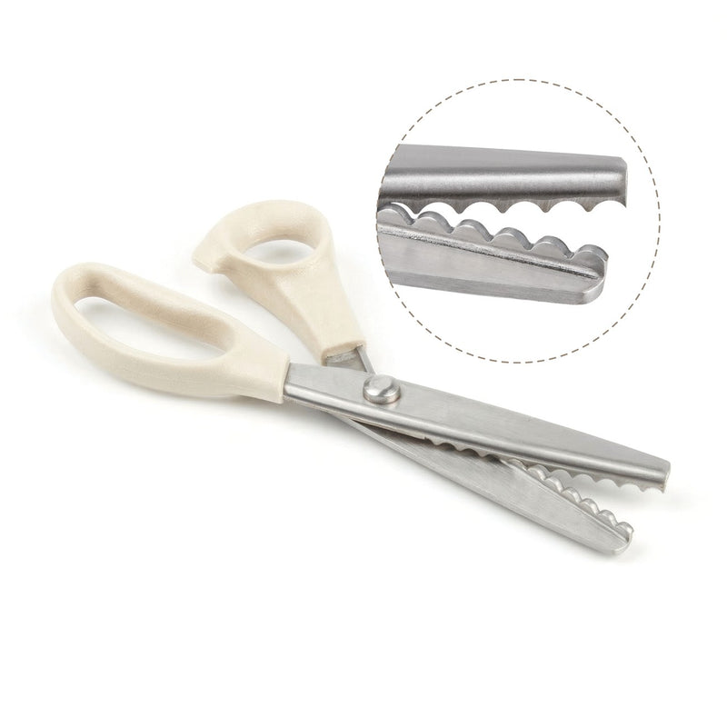 Lori Holt Sweet Scallop Scissors