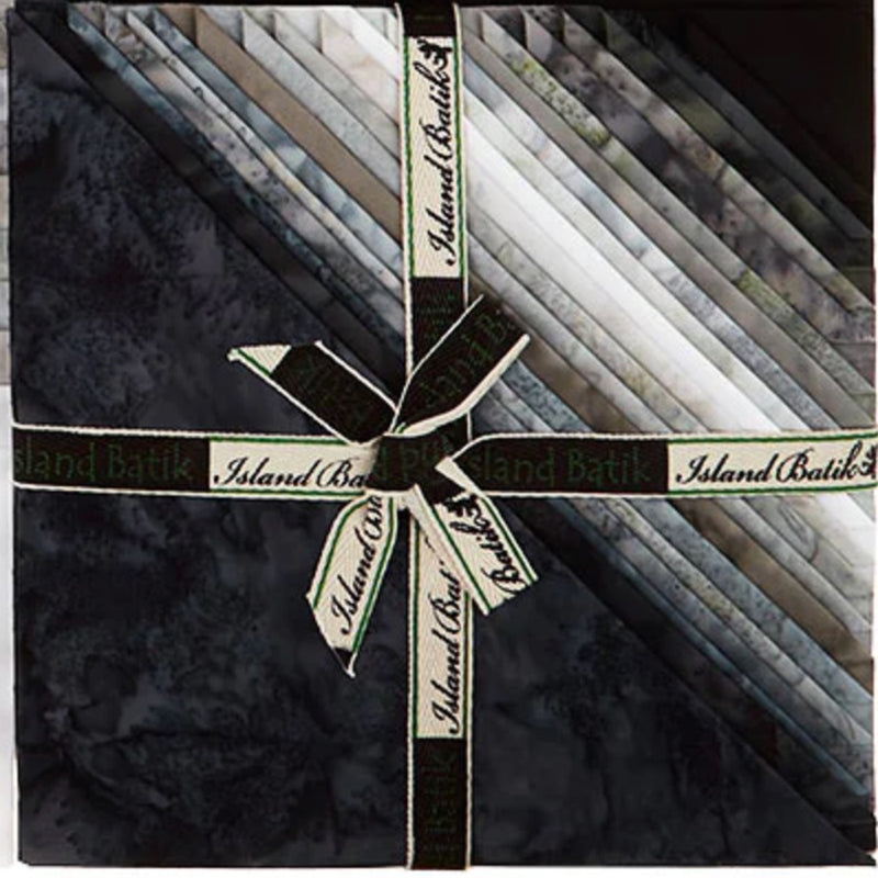 Basics Bodacious Blacks 10in Squares (42pc x 20 colors)