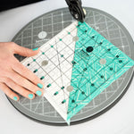 Sew Magnetic 6-1/2in x 6-1/2in Ruler - Right-Handed