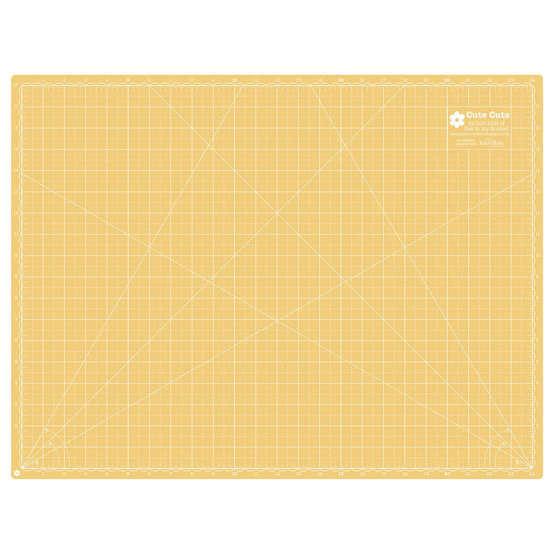 Lori Holt 18x24 Cutting Mat Tea Rose/Honey
