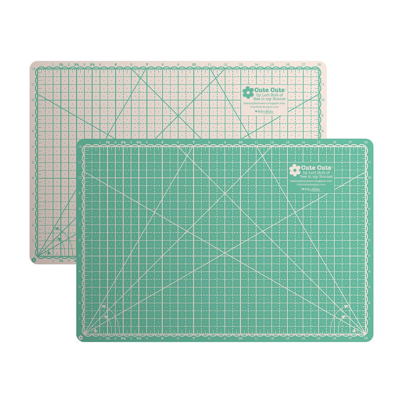 Lori Holt Cute Cuts™ Cutting Mat 12" x 18" Leaf and Latte