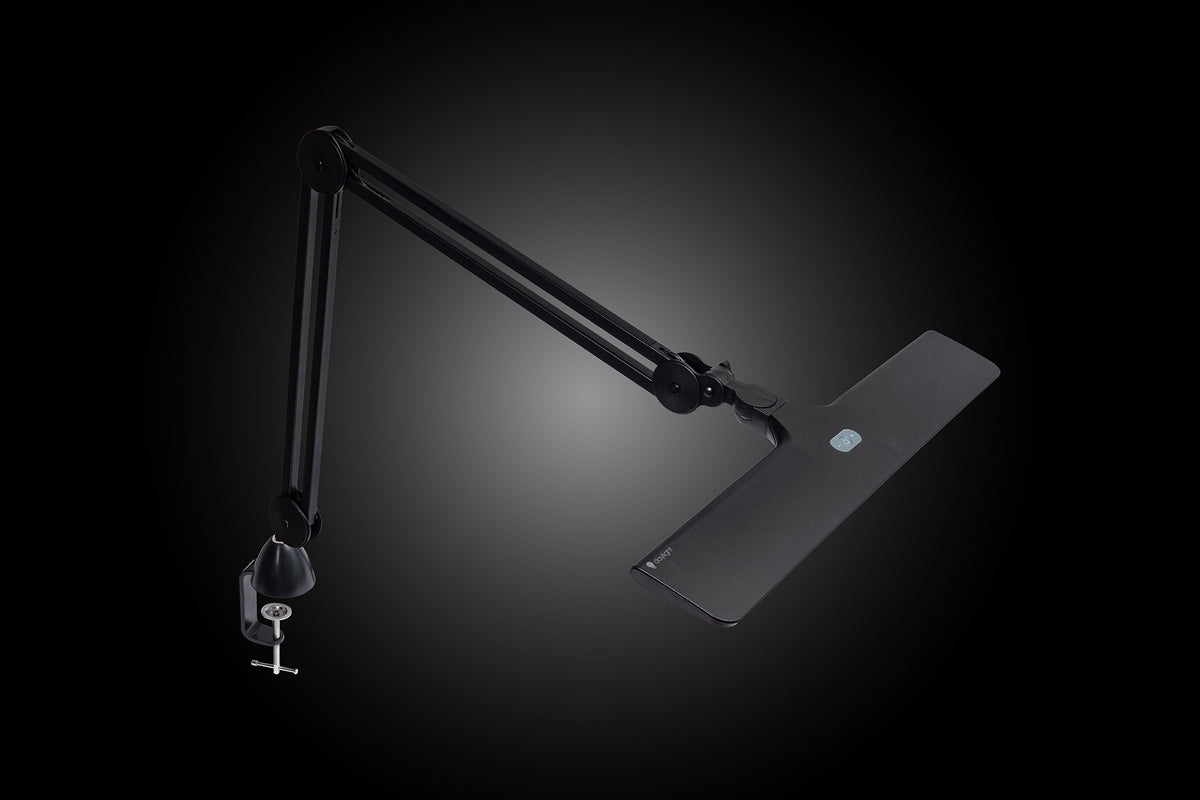 Lumi Satin Black