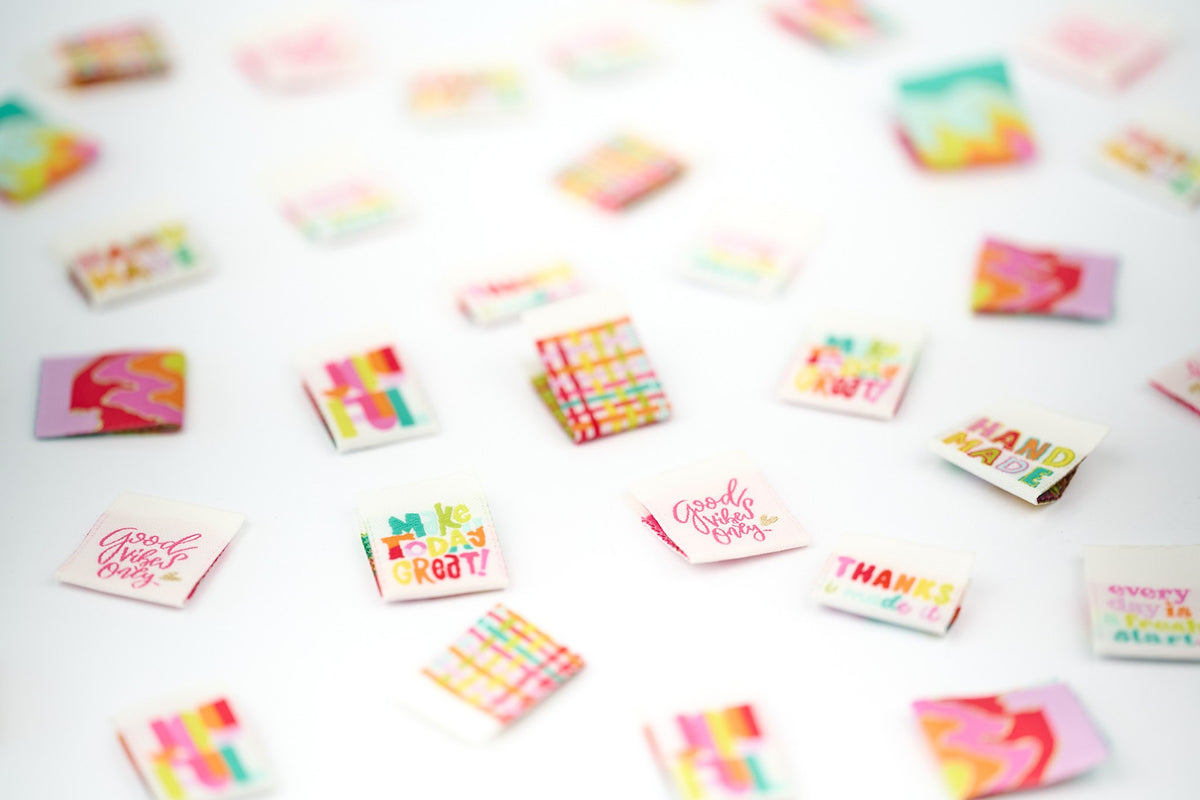 Good Vibes - Woven Label Pack