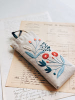 Wildflower Eyeglass Case Kit