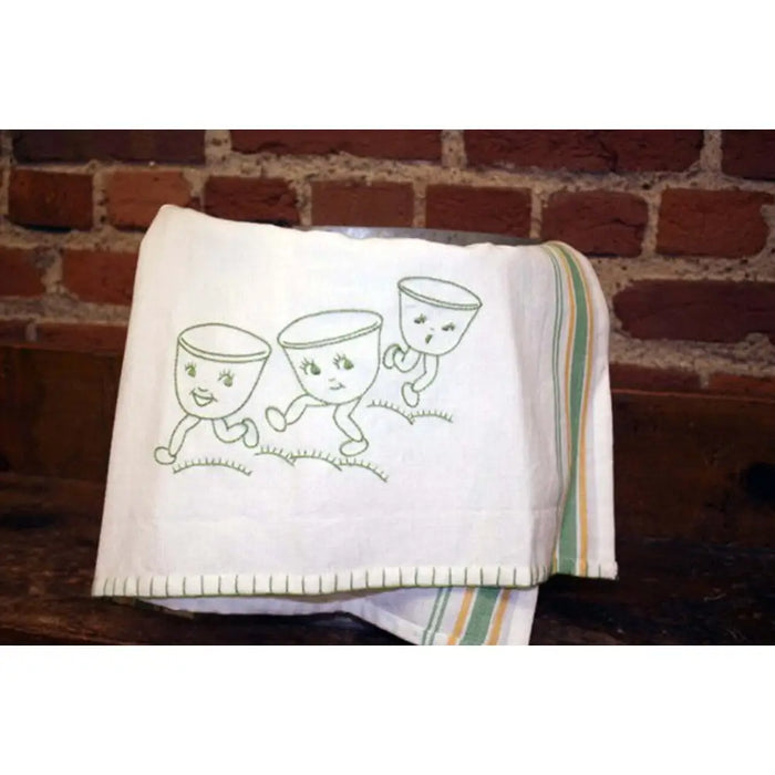 Aunt Martha’s 3528 Animated Dish Motifs Tea