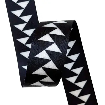 Black & White Flying Geese Webbing 2in x 12yds