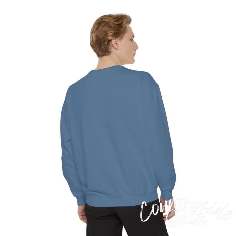 Cozy Mountain-Themed Sweatshirt Unisex Pullover