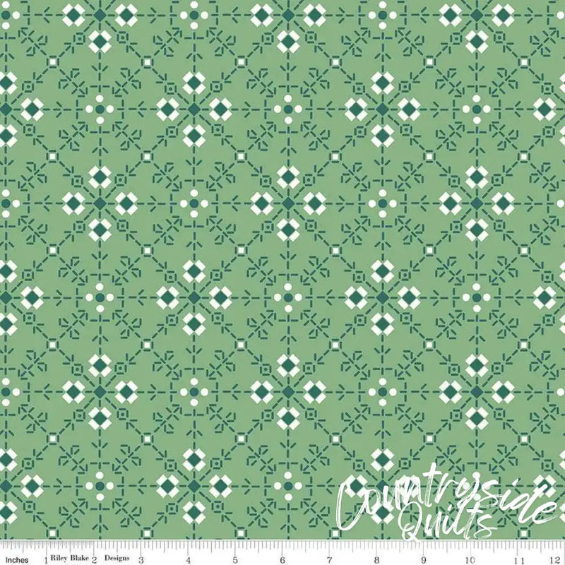 Green Backings Bee Plaid Cotton Wideback Fabric ( 1 1/4 yard pack )