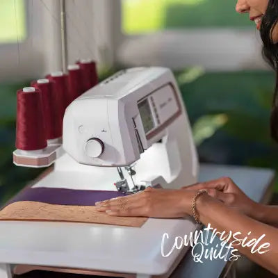 HUSQVARNA® VIKING® AMBER™ Air S | 600 Coverlock Machine