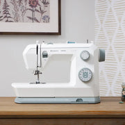 HUSQVARNA® VIKING® ONYX™ 15 Sewing Machine 957410112