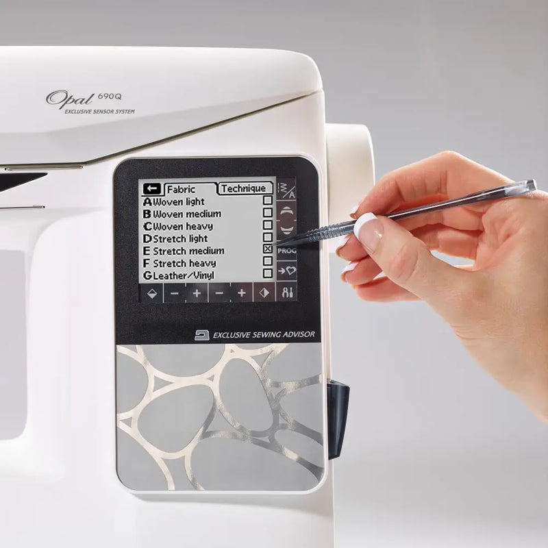 HUSQVARNA® VIKING® OPAL™ 690Q Sewing Machine 957981112