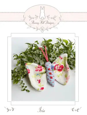 Iris, A Petite Pattern