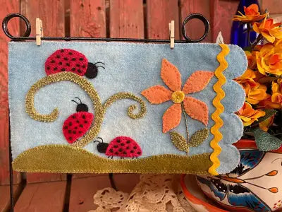 Ladybugs Dressed in Red Mug Rug Kit
